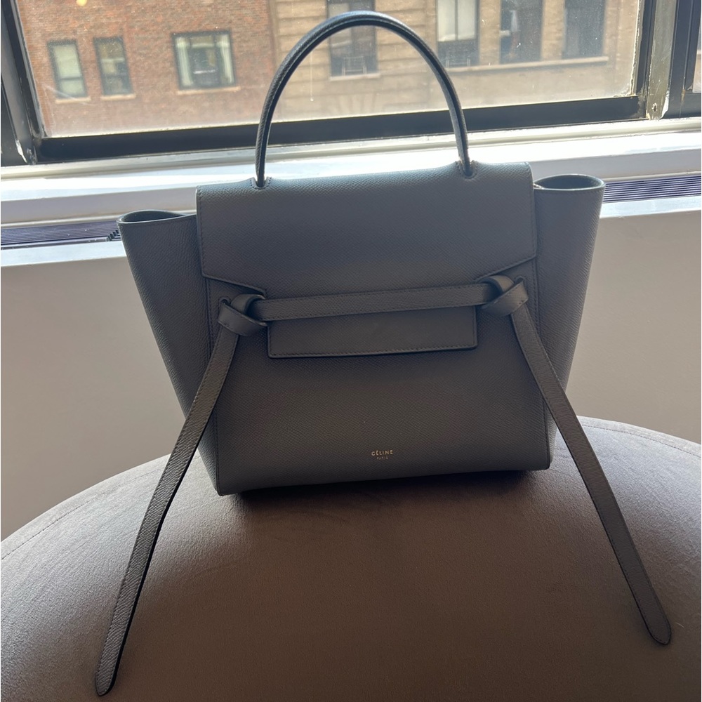 Celine Micro Belt Bag in grained calfskin Grey - Like new. Guaranteed authentic